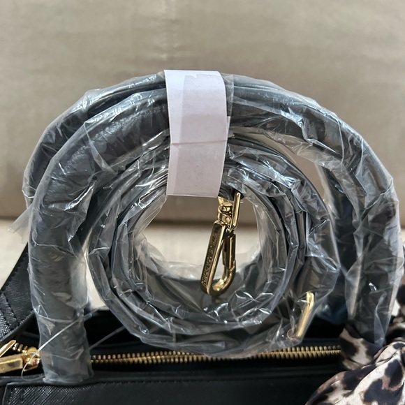 New Steve Madden Tote Purse - Picture 2 of 6